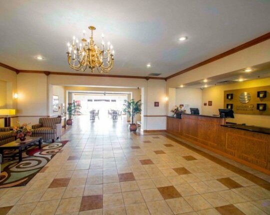 Comfort Inn & Suites Greenville I-70 - Photo5