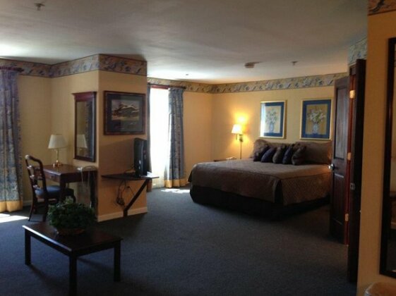 Greenville Inn & Suites - Photo3