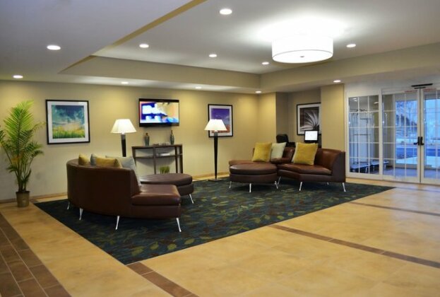 Candlewood Suites Greenville - Photo3