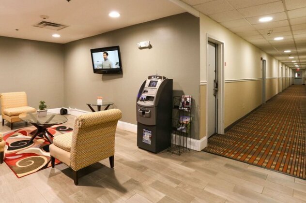 Econo Lodge Inn and Suites Greenville - Photo2