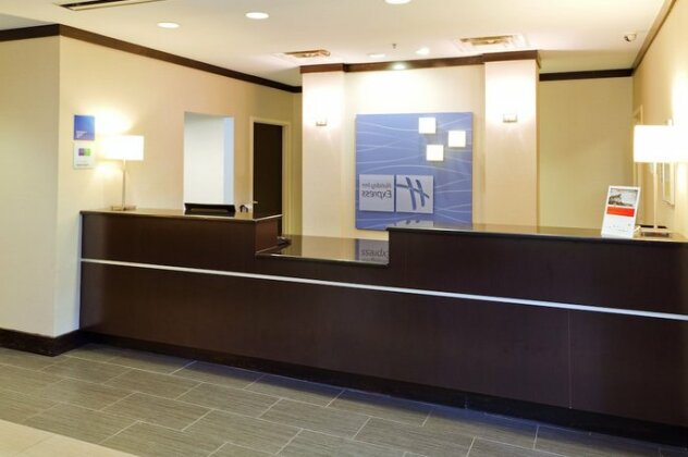 Holiday Inn Express Hotel & Suites Greenville-Downtown - Photo3
