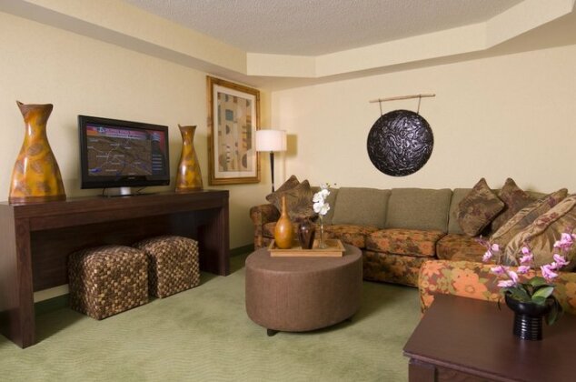 Holiday Inn Express Hotel & Suites Greenville-I-85 & Woodruff Road - Photo4