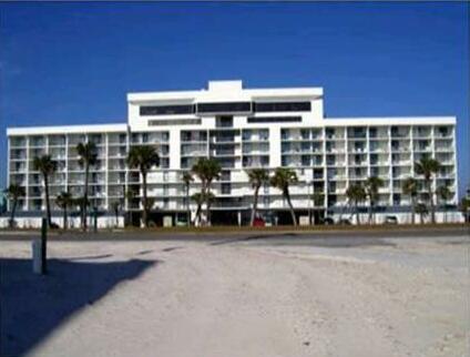 Gulf Shores Surf & Racquet Club 514A by RedAwning