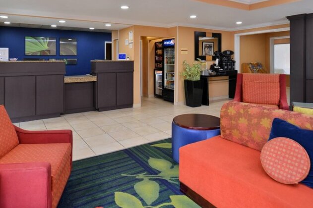 Fairfield Inn & Suites Gulfport - Photo3