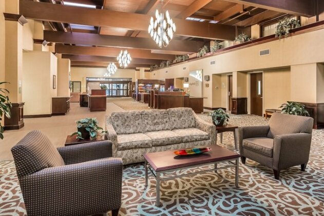 Holiday Inn Gurnee Convention Center - Photo2