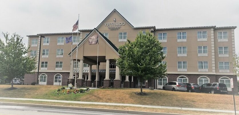 Country Inn & Suites by Radisson Harrisburg at Union Deposit Road PA