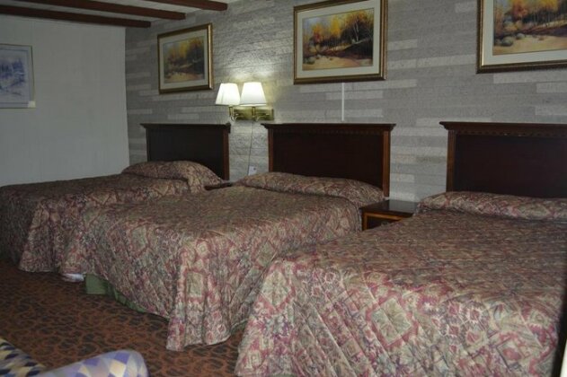 Red Carpet Inn & Suites New Cumberland - Photo5