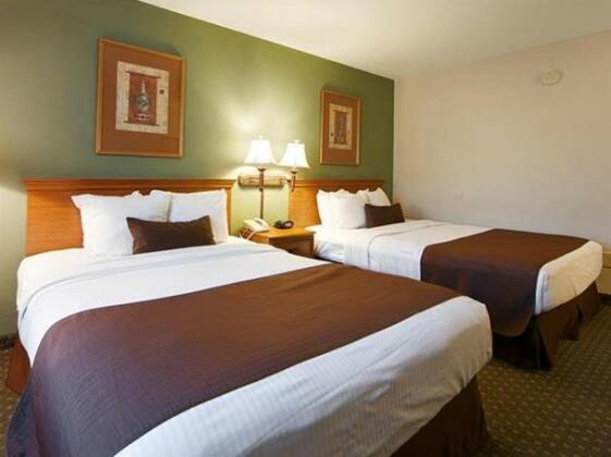 Lake Hartwell Inn and Suites - Photo3
