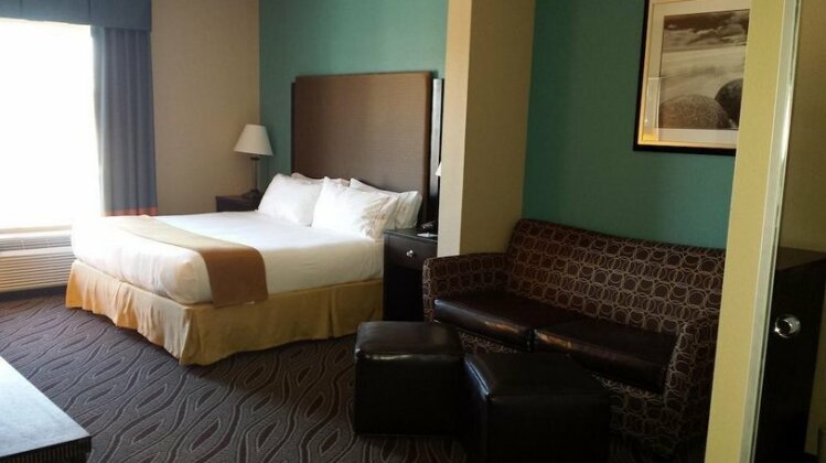 Holiday Inn Express & Suites Havelock Northwest New Bern - Photo2