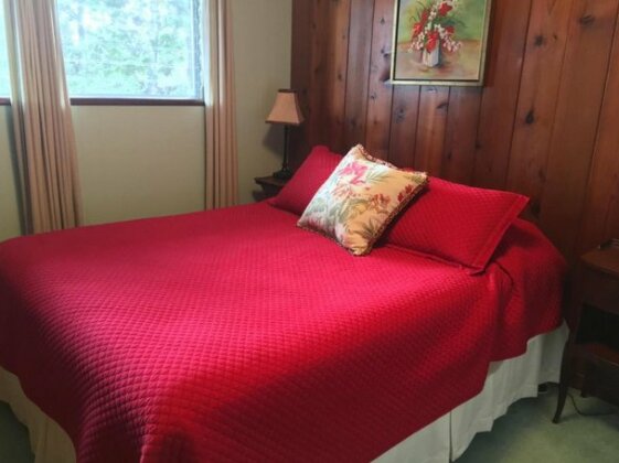 Leilani Bed and Breakfast - Photo2