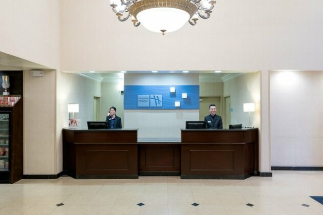 Holiday Inn Express Hotel & Suites Los Angeles Airport Hawthorne - Photo3