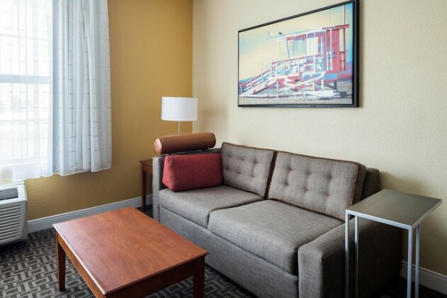 TownePlace Suites Los Angeles LAX/Manhattan Beach - Photo5