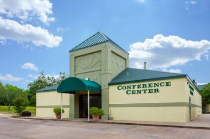 Quality Inn & Conference Center Heber Springs