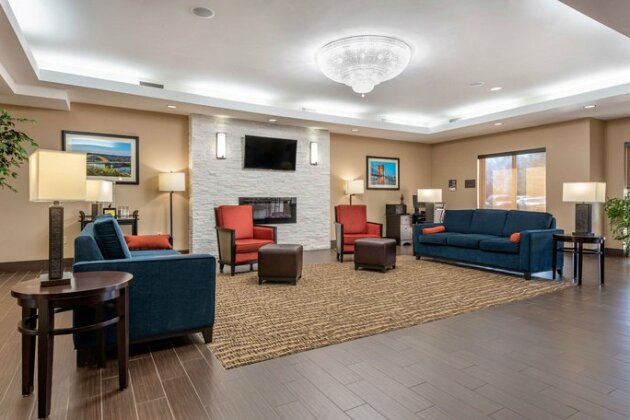 Comfort Suites Cincinnati Airport - Photo5