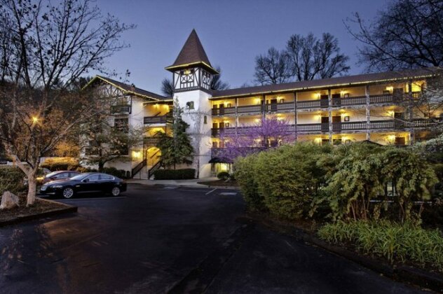 Helendorf River Inn Suites & Conference Center