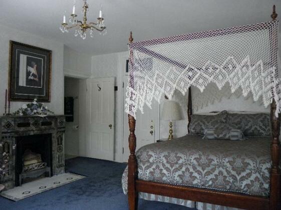 The Barrister Bed and Breakfast - Photo3