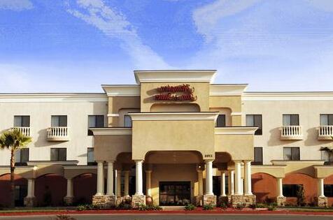 Hampton Inn & Suites Hemet - Photo3