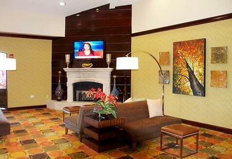 Courtyard by Marriott Hickory - Photo5