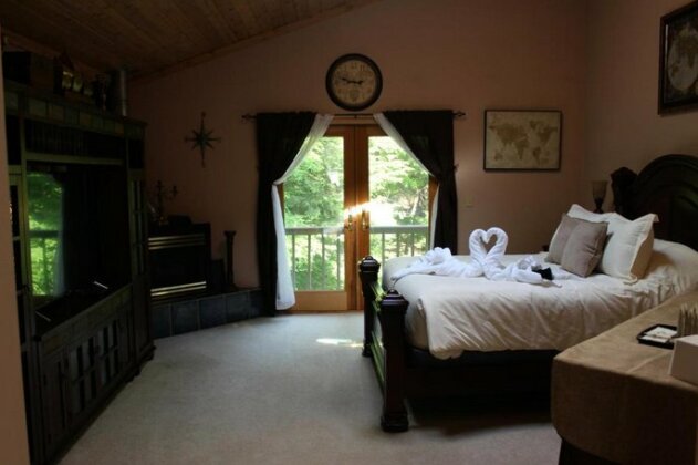 Black Creek Bed and Breakfast - Photo2