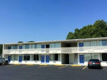 Motel 6 Connelly Springs