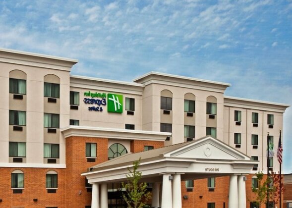 Holiday Inn Express Hotel & Suites Chicago Airport West-O'Hare - Photo2