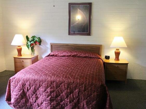 Dolphin Bay Hotel Hilo - Photo2