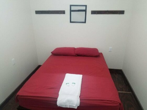 Wild Ginger Inn Hotel & Hostel - Photo5