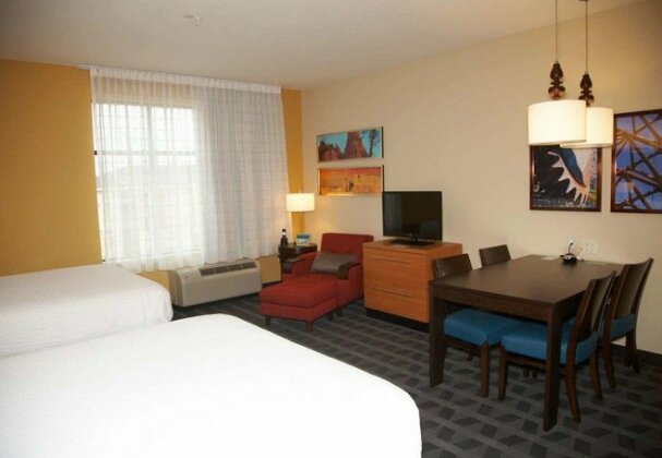 TownePlace Suites by Marriott Hobbs - Photo3