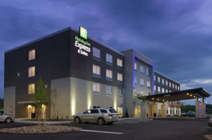 Holiday Inn Express & Suites by IHG Altoona