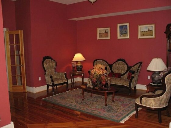 The Victorian-Candle Bed & Breakfast - Photo3