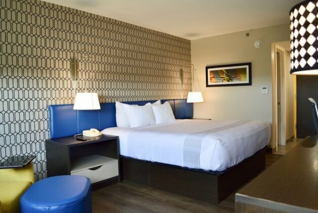 Days Inn by Wyndham Fort Lauderdale Hollywood Airport South - Photo2