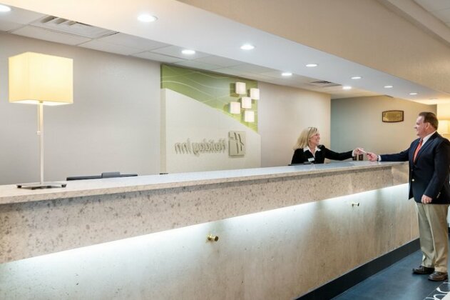 Holiday Inn Fort Lauderdale Airport - Photo4