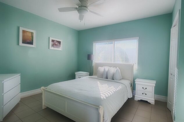 Hollywood Beachside Boutique Suite - Photo3