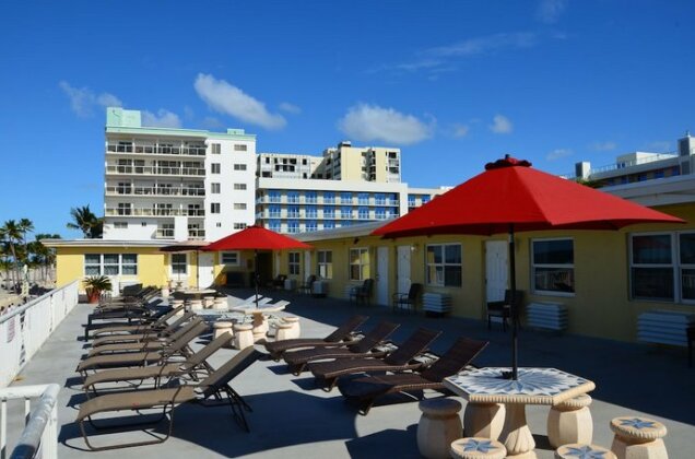 La Terrace Ocean Front Hotel - Photo4