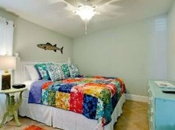 RedAwning Tortuga-212 - Photo3