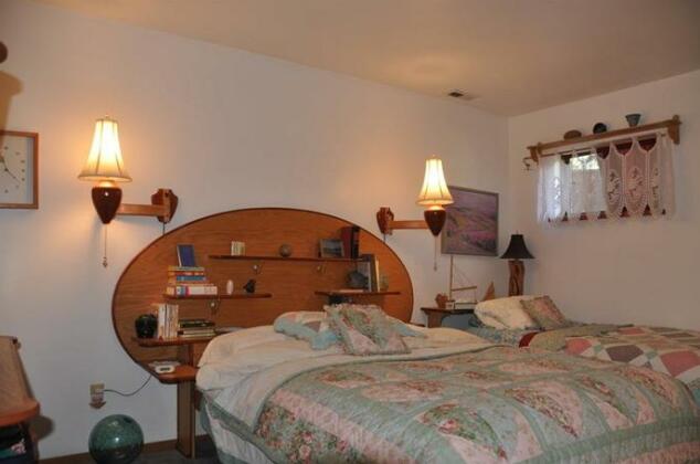 Whalesong Bed and Breakfast - Photo4