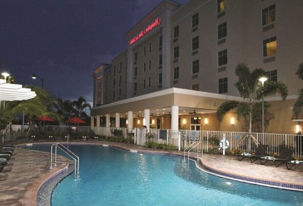 Hampton Inn and Suites Miami-South/Homestead - Photo2