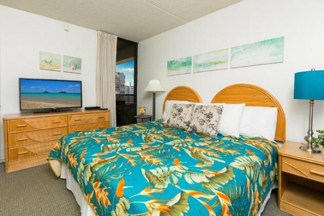 2 Bedroom On The 9th Floor With Diamond Head Views 1 Block To Beach Free Parking & Wifi - Photo5