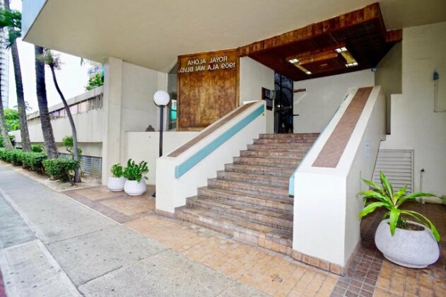 Royal Aloha 2-Bedroom Waikiki Vacation Rental Unit - Photo2