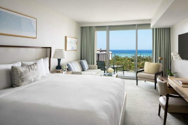 The Ritz-Carlton Residences Waikiki Beach Hotel - Photo2