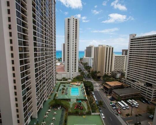 Waikiki Banyan Tower 2 Suite 2012
