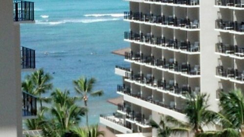 Waikiki Beach Apartments 1409