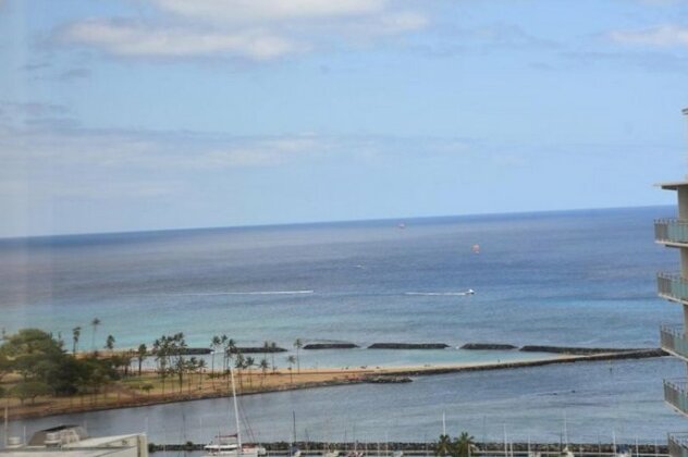 Waikiki Royal Condotel Ocean Bay 3 - Photo4