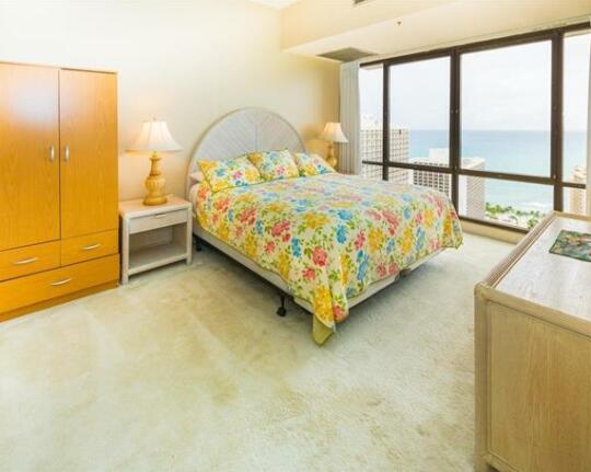 Waikiki Sunset 2 Bed Penthouse Suite 3806 - Photo3