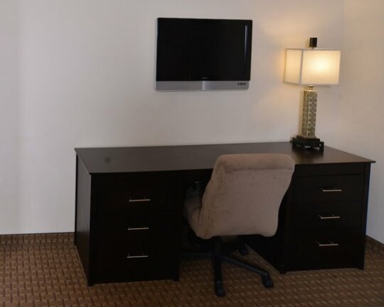 Stay-Over Suites - Photo3