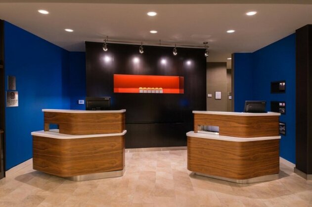 Courtyard by Marriott Hot Springs - Photo3
