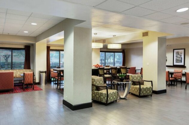 Hampton Inn Houma - Photo4