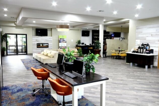 Holiday Inn Houma - Photo2