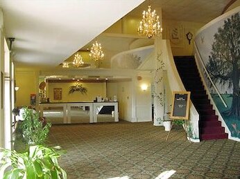 Plantation Inn Houma - Photo3