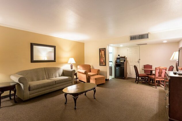 Quality Hotel Houma - Photo5